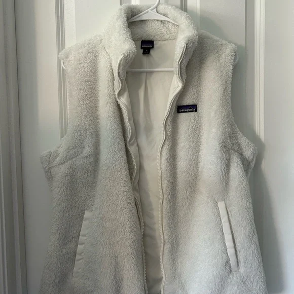 Patagonia White Fleece Vest - Picture 5 of 5